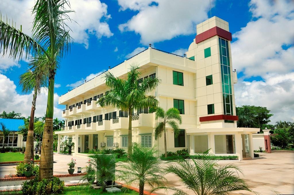 Royal Golden View Hotel Янгон Экстерьер фото