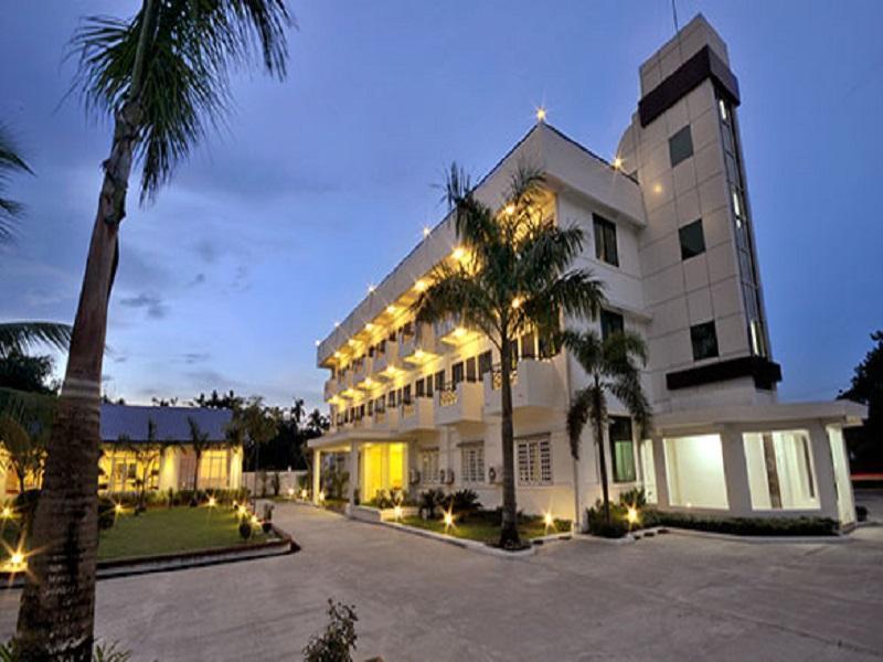 Royal Golden View Hotel Янгон Экстерьер фото